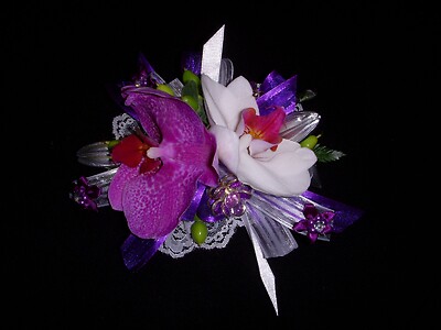 Phelaenopsis Orchid wrist corsage